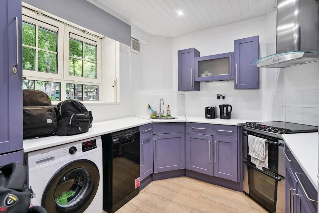 Aplacetostay Apartment, Waterloo * Londra